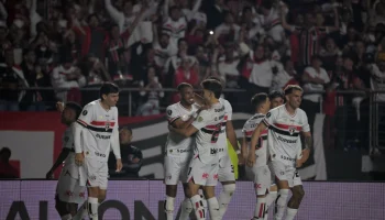 AFP__20250820__69YA4H2__v1__HighRes__FblLibertadoresSaopauloAtlnacional-1024x709