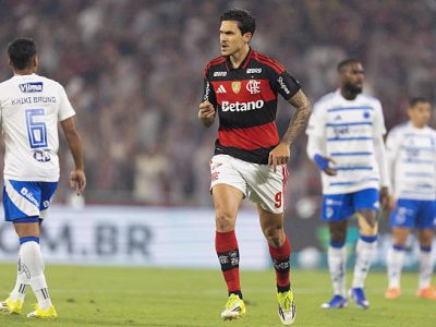 RIO DE JANEIRO, BRAZIL - MARCH 11: Pedro of Flamengo celebrates after scoring the team's first goal during the match between Flamengo and Cruzeiro as part of Brasileirao 2026 at Maracana Stadium on March 11, 2026 in Rio de Janeiro, Brazil. (Photo by Ruano Carneiro/Getty Images)